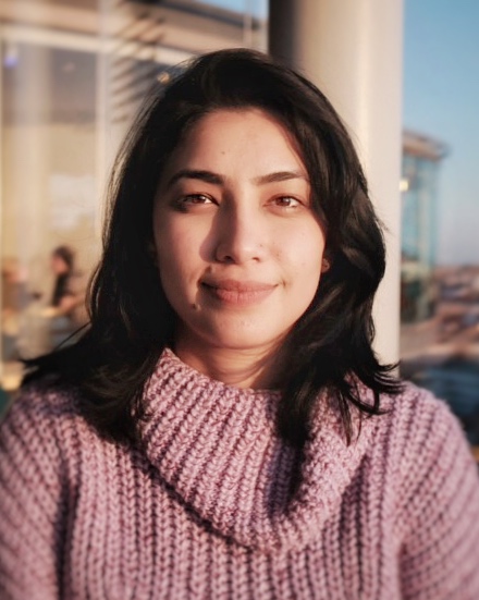 mansi headshot